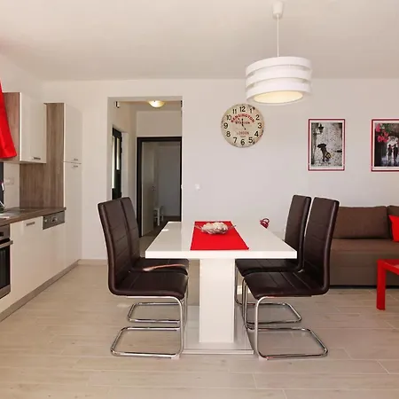 Apartment Iris (adults Only)