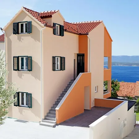 Apartment Iris (adults Only) Bol